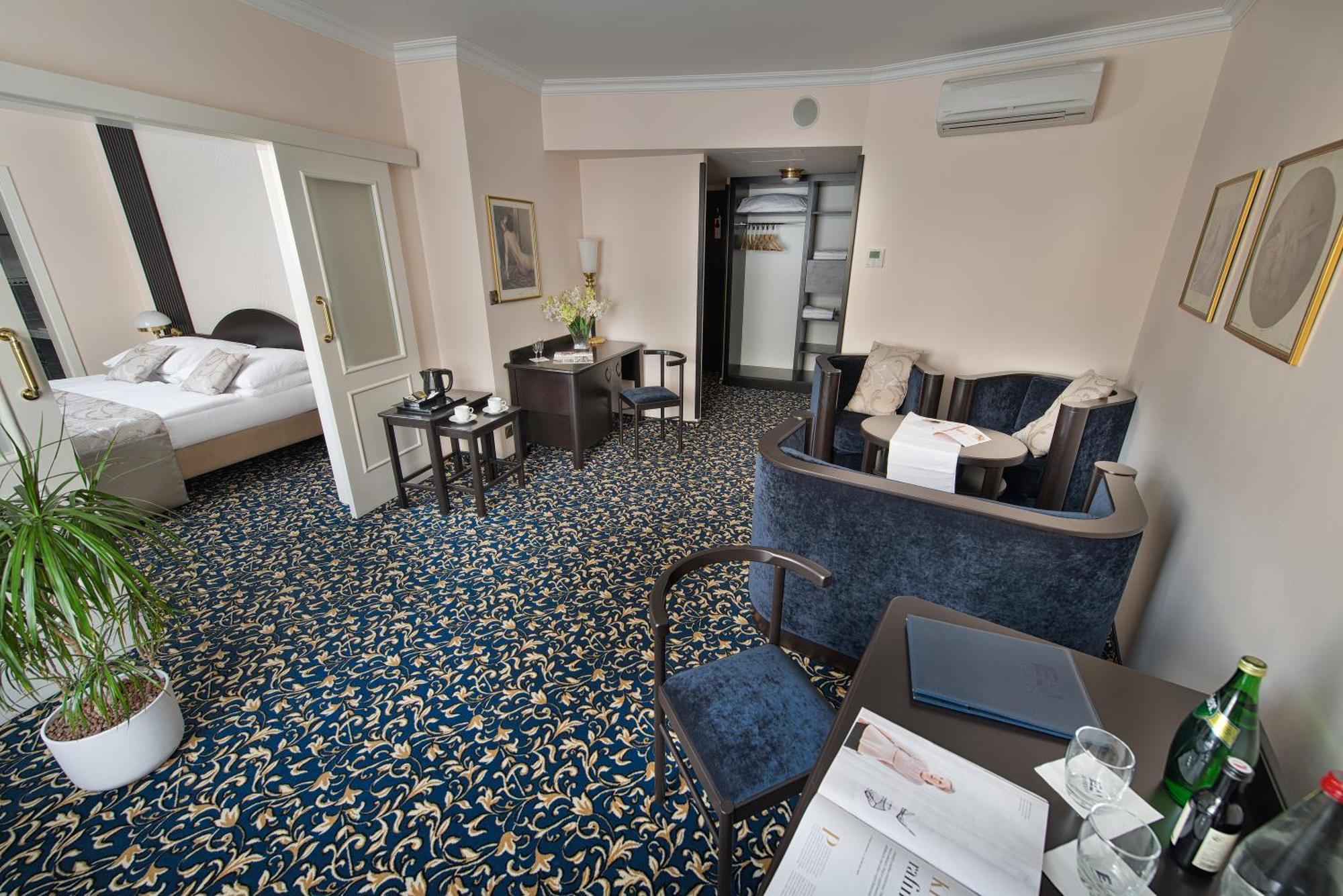 Esprit 4* Praga